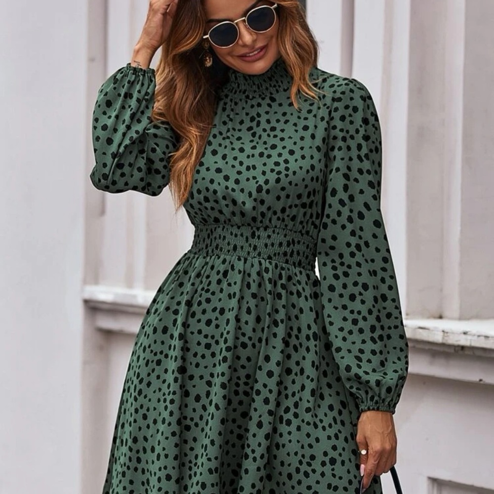 Shein all overprint, shirred waist line dress, green xl(12)